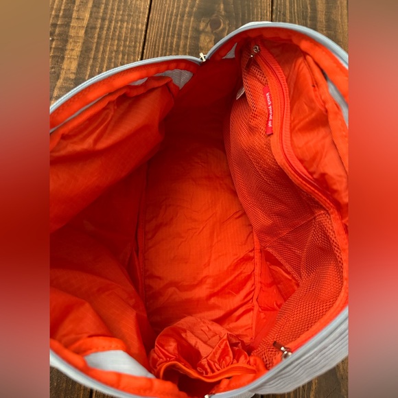 Nike Gray Duffel Bag for Men - Picture 8 of 13